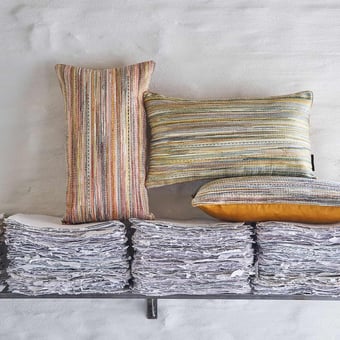 Coussin Sawubona Marine ambre Maison Casamance