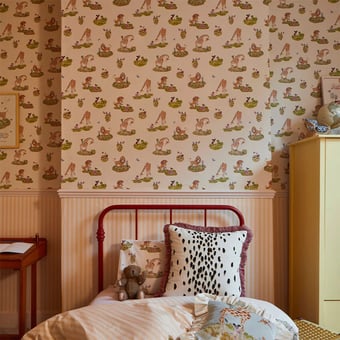 Story Time Wallpaper Daisy Poodle and Blonde
