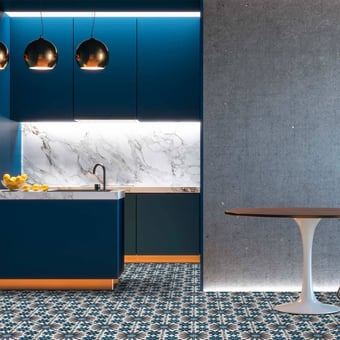 Baldosa hidráulica Fiora Gris/Bleu Carodeco