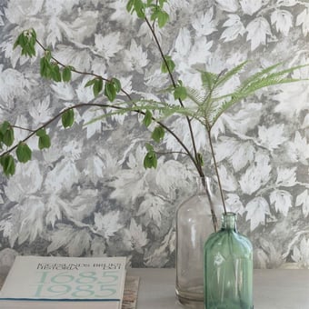 Fresco Leaf Wallpaper Silver Designers Guild